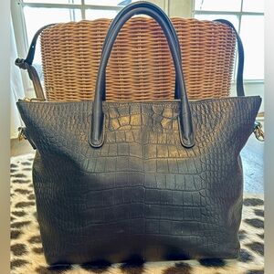 Cuyana Black Croc-Embossed Leather Tote